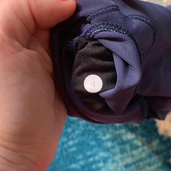 Lululemon navy blue high rise mesh side leggings size 4 align - Picture 4 of 4